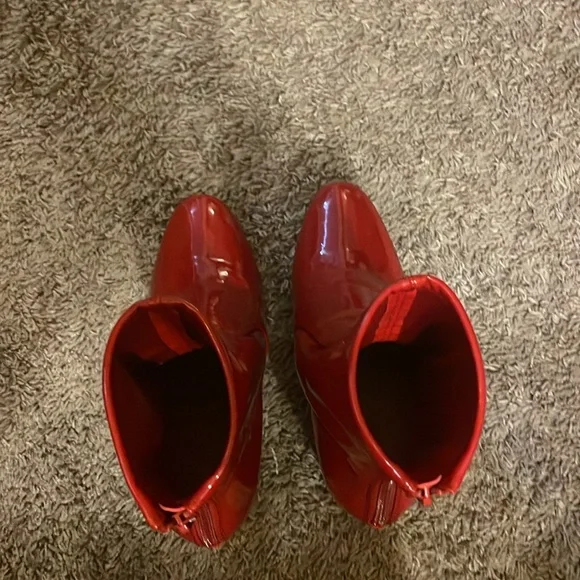 Aldo brand , red , size 7, little used - Picture 4 of 5
